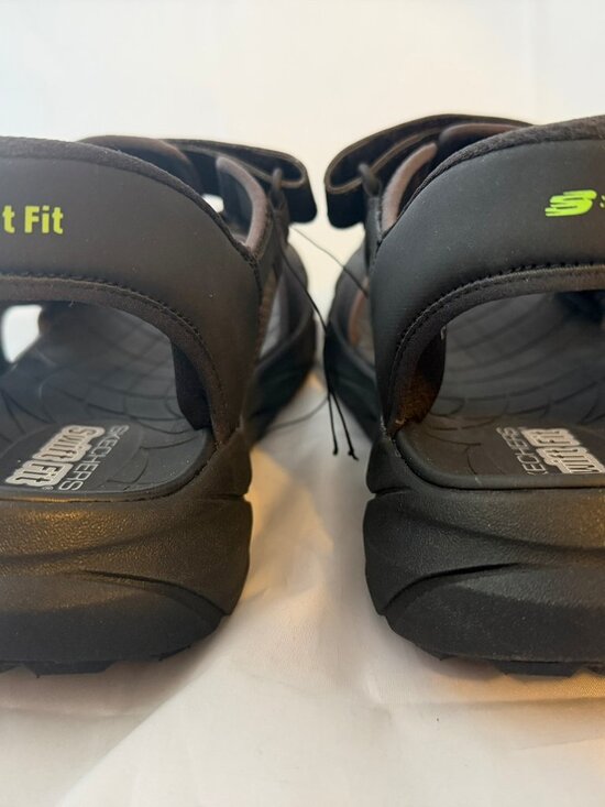 Skechers  Swift Fit Men\'s Water Sandal, BLACK  Men Size 12   New without box